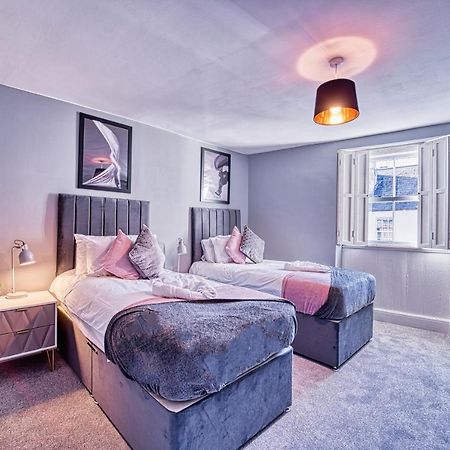 The Stylish Gem Of Bath - Football Table - Sleeps 10 Екстер'єр фото