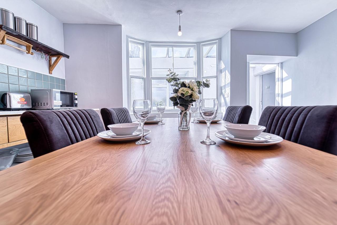 The Stylish Gem Of Bath - Football Table - Sleeps 10 Екстер'єр фото
